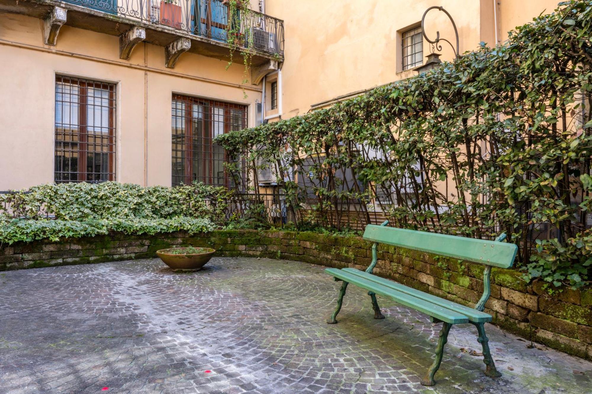 Verona City Lodge ภายนอก รูปภาพ
